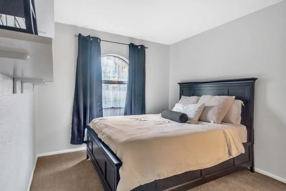 Family-friendly 3br Home W/ Private Pool & Patio 3 Bedroom Home by Redawning