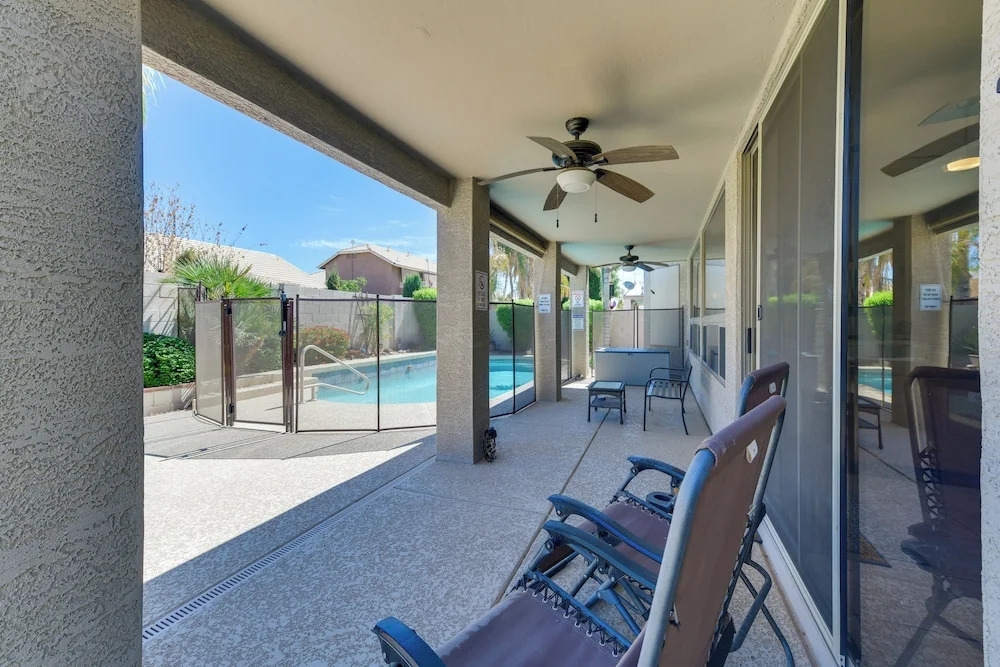 Relax Poolside in Mesa: Family Home 12 Mi to Dtwn