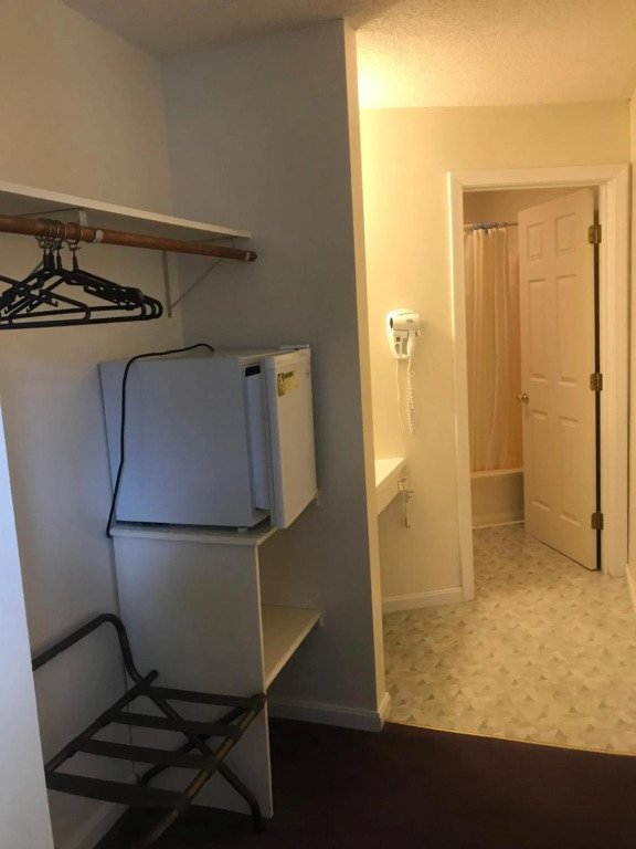 Four Seasons Motor Inn