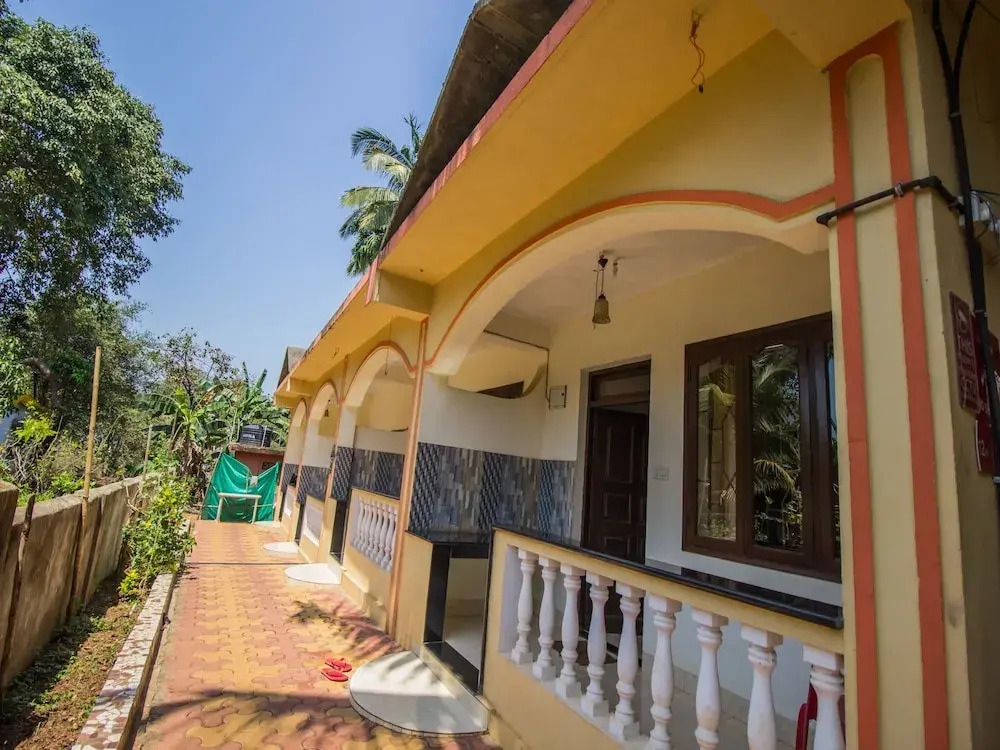 OYO 12969 Home Studio Anjuna Beach