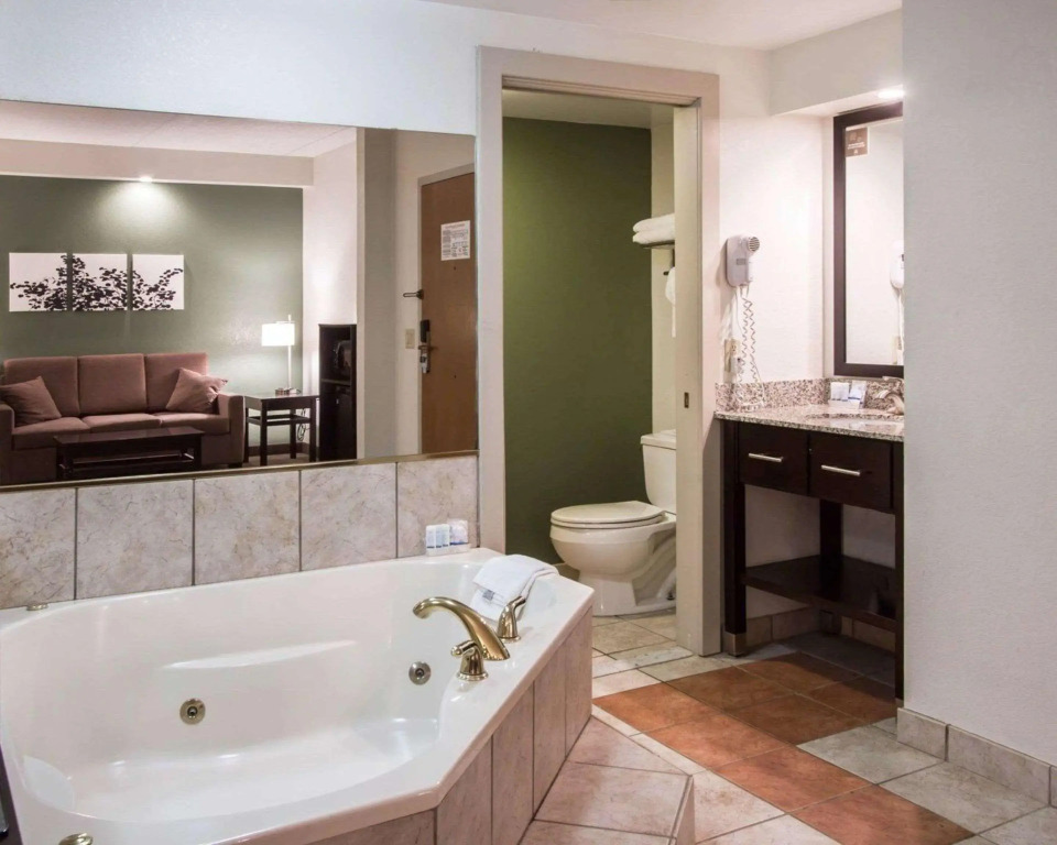 Sleep Inn & Suites Buffalo Airport