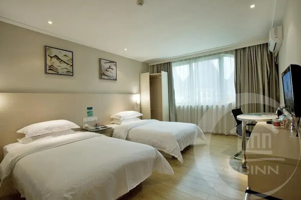 City Convenience Inn