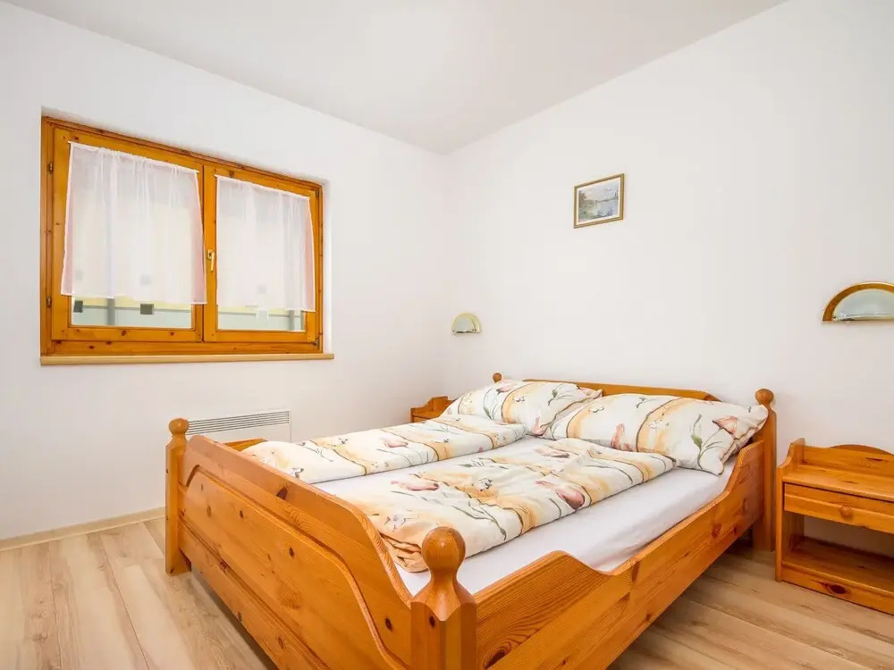 Amarillo 5 Balatonm Riaf rd