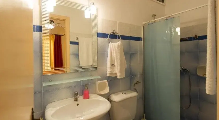 Petros Penthouse