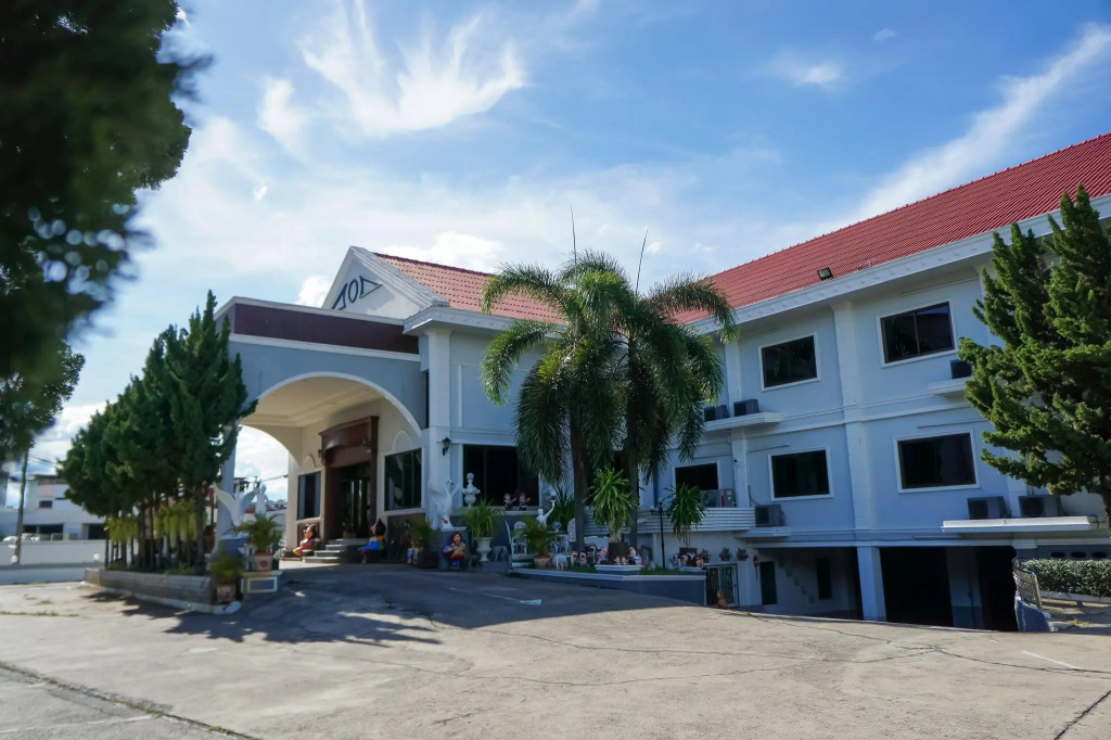 Happiness garden hotel