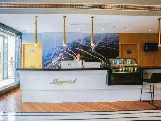 Yuxian Magnolia Garden Hotel