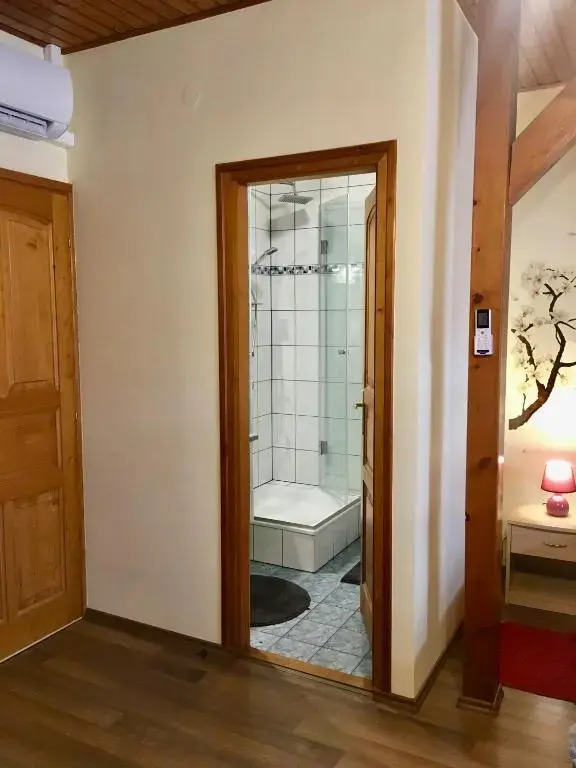 Marta Guest House