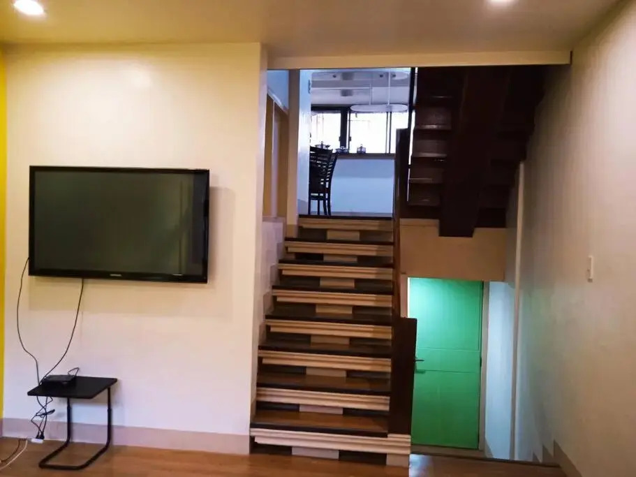 Sulit Condo Unit Santa Mesa Manila