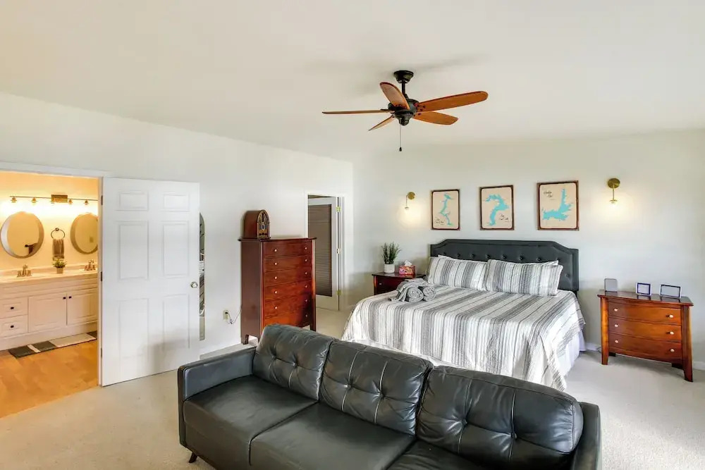 Harrison Getaway w/ Deck & Lake Views!