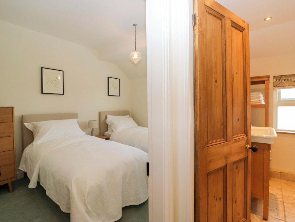 Tram Lane Cottage