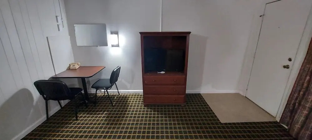 Boone trail inn