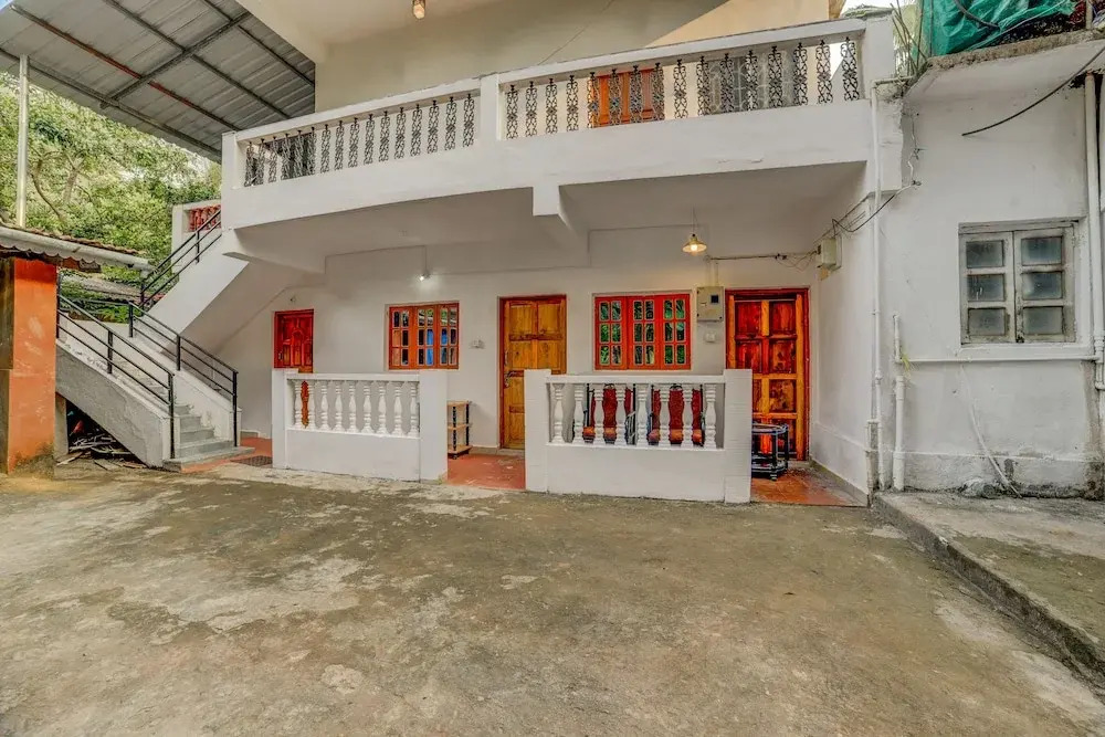 OYO 19884 Home Enticing 2BHK Mandrem