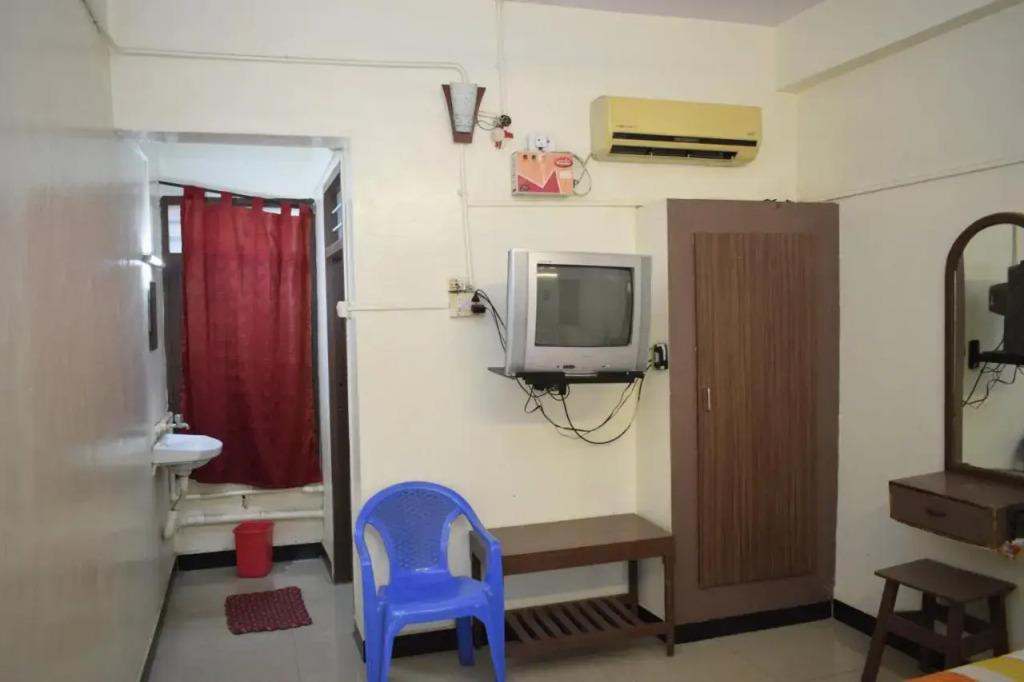 Hotel Akil Towers