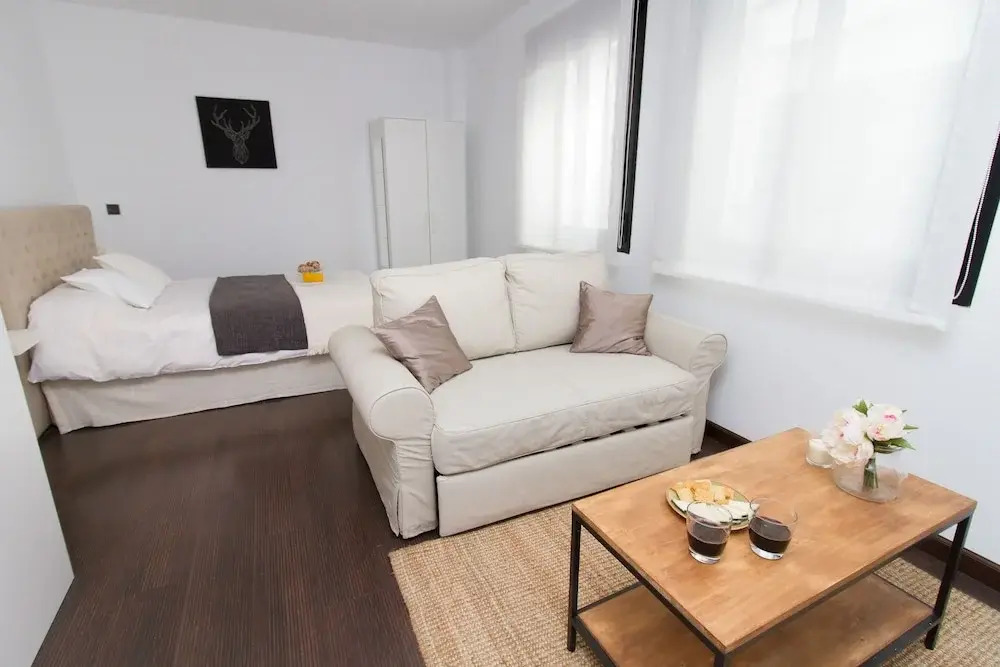 Brilliant Cosy Studio in the center
