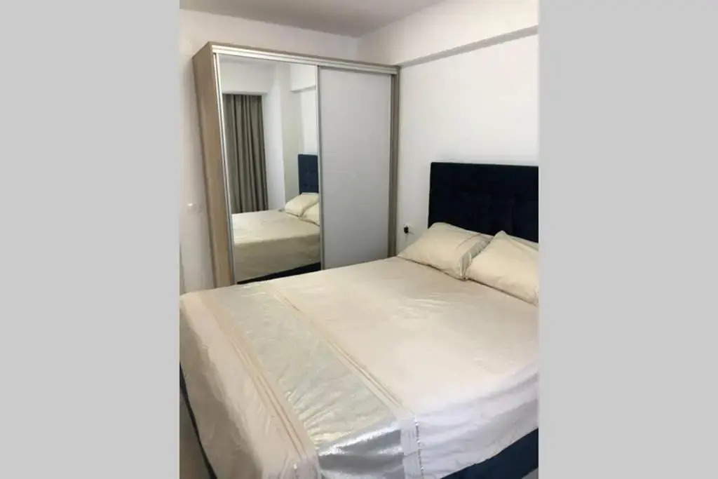 Waves Residence Apartment - beachfront -30m from the beach