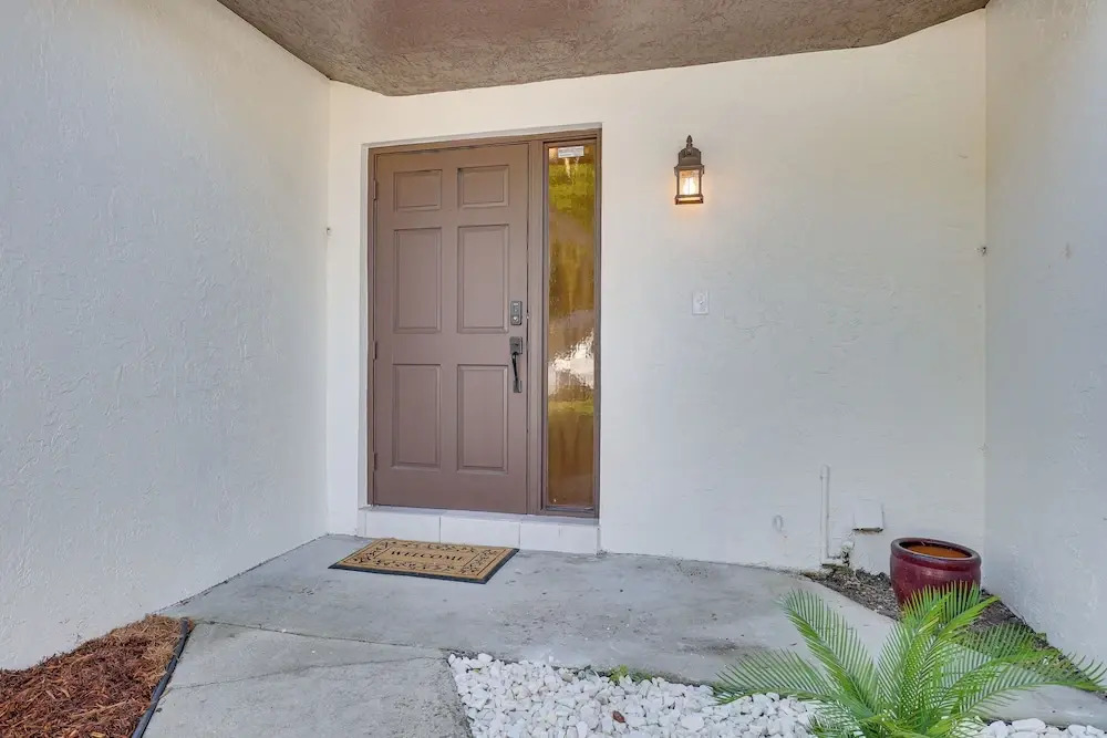 Walk to Shops & Eats, 3 Mi to Beach! Hollywood Gem