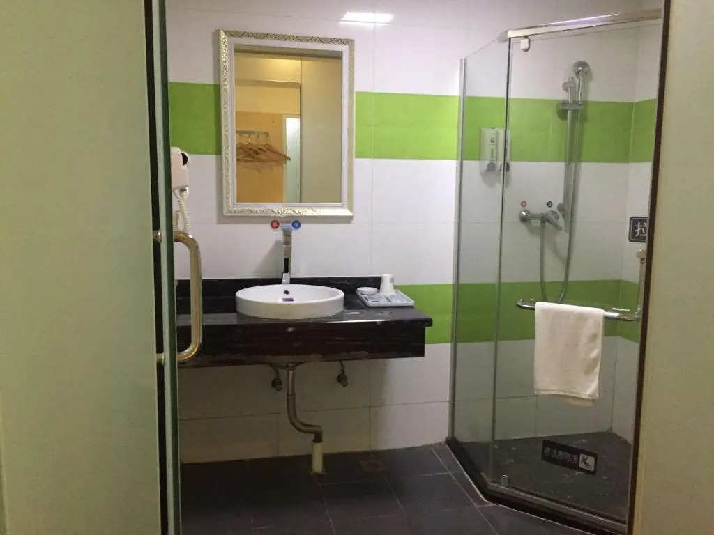 7Days Inn Huizhou Longxi Town