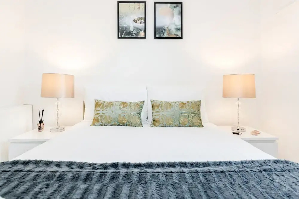 Stunning Ensuite 2 bedroom apartment