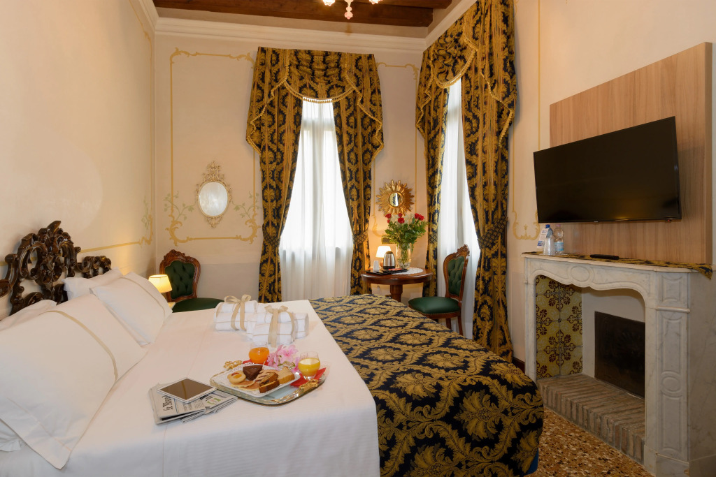 UNAHOTELS Ala Venezia-Adults 16