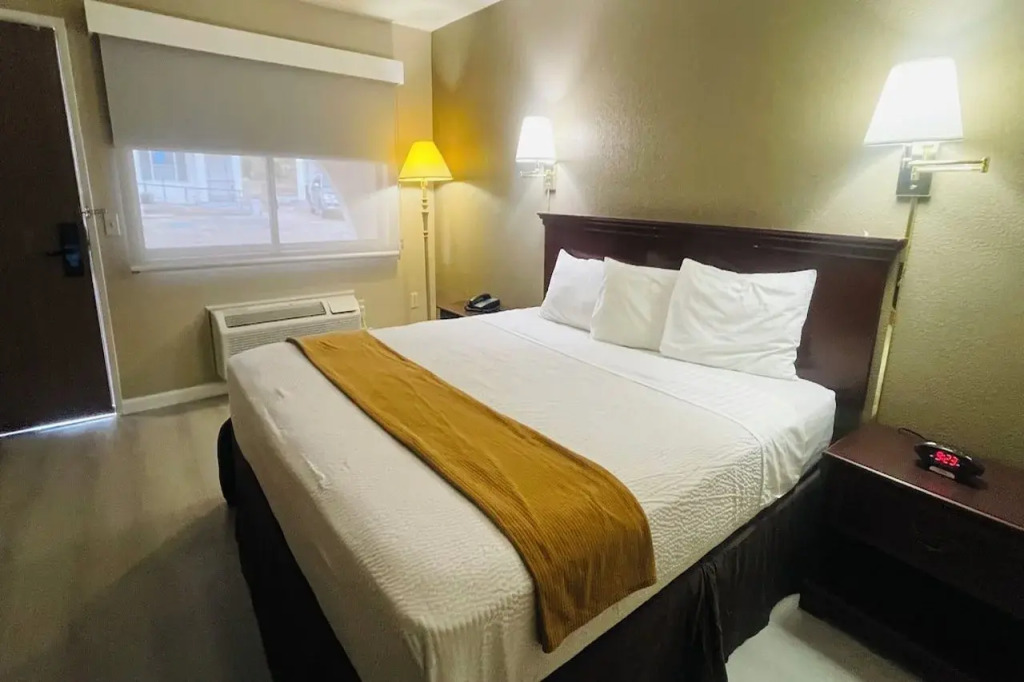 Rodeway Inn Jackson