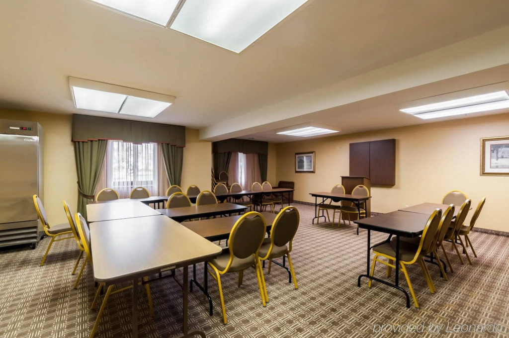 Red Roof Inn & Suites Chestertown