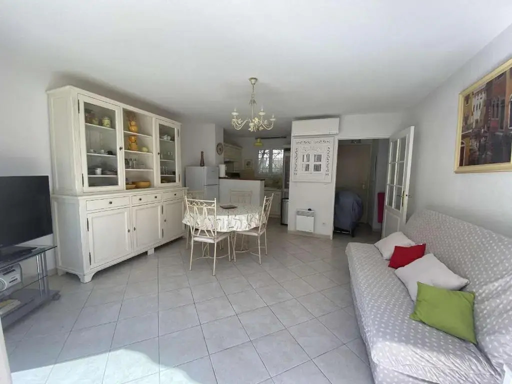 Appartement Sainte-Maxime, 2 pièces, 4 personnes - FR-1-226-441