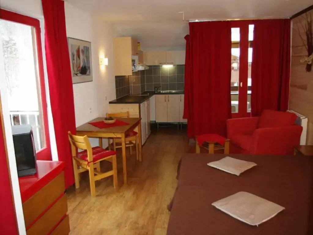 Appartement Brides-les-Bains, 1 pièce, 4 personnes - FR-1-512-222