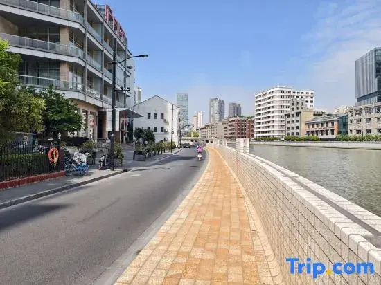 Yishui Haoting Boutique Homestay (Shanghai Nanjing Road Pedestrian Street Branch)