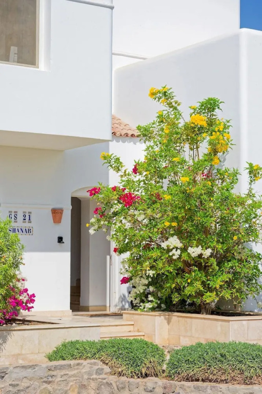 Vesta - Luxury Villa - 5BR - White Villas