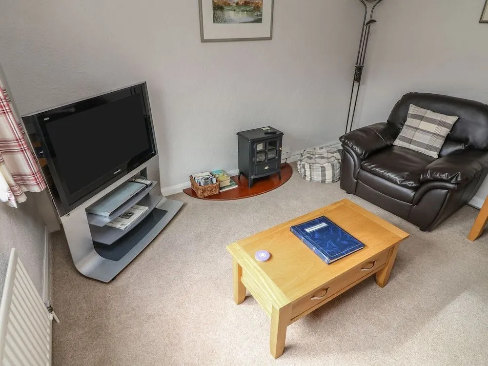 Long Crag Annexe