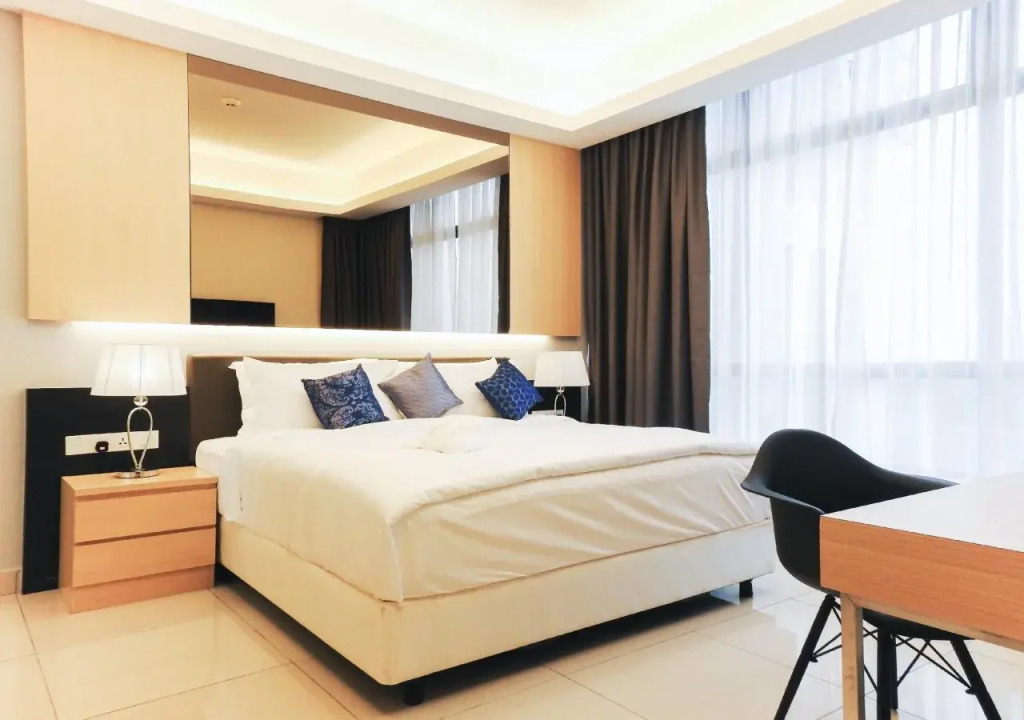 Gloria Residences Ion Delemen