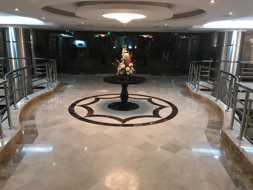 Narjes Al Hadeqa Hotel