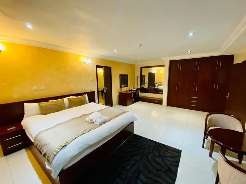 Impeccable Hotel by HomeVille Plus Benin