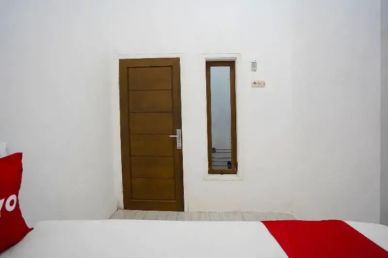 Oyo 91746 Kost Sedati Syariah