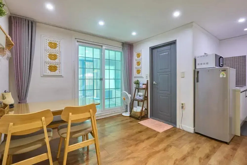 Gapyeong Pool Villa Palace (Newly Built, Dog Glamping)
