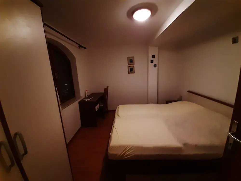 Cosy Apartment in Klenovica With Garden