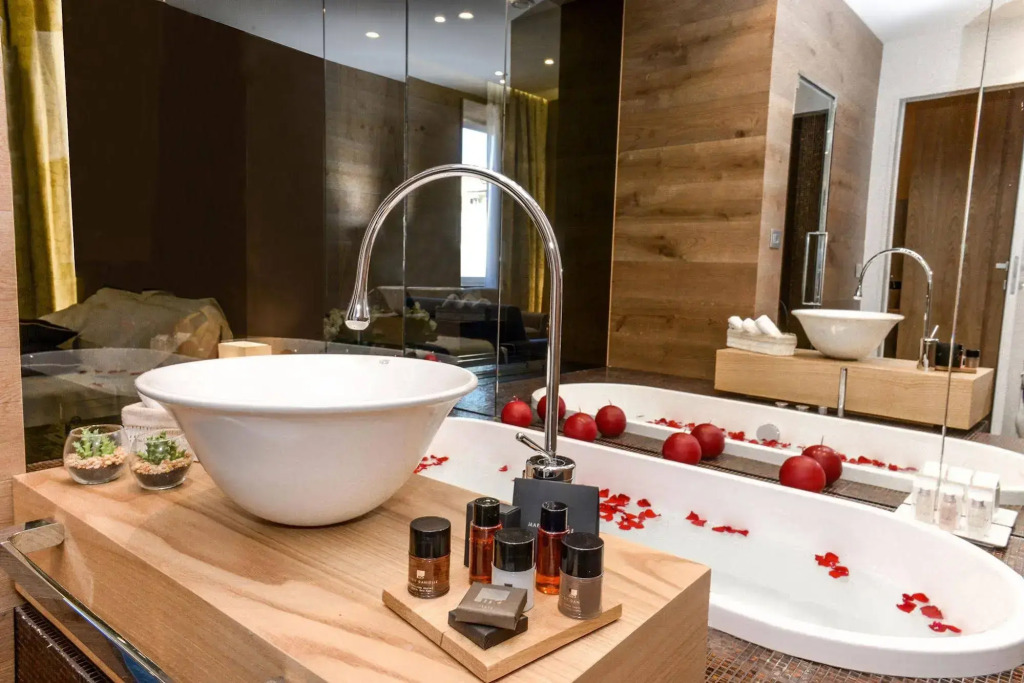 Sun Suite Luxury Pantheon