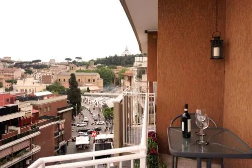 Eufonia Vinyl Friendly Apartment