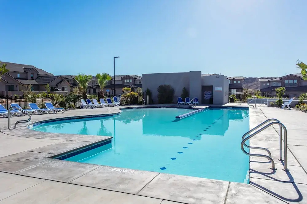 Bella Casita 4 Bedroom Apts