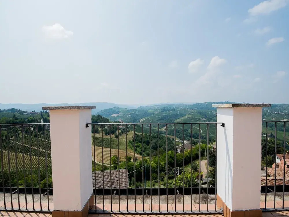 Sun-kissed Holiday Home in Calosso With Roof Terrace