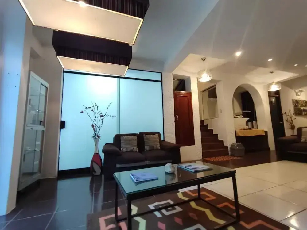 Hostal Premier Inn