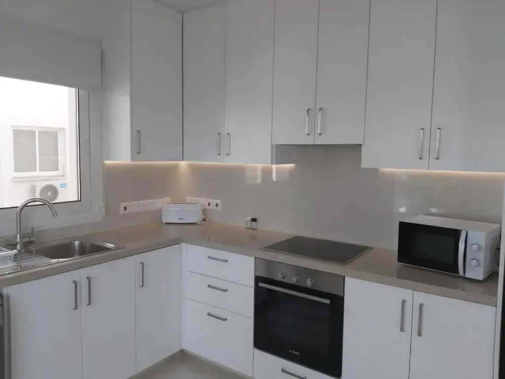 Dinglis Residences 31