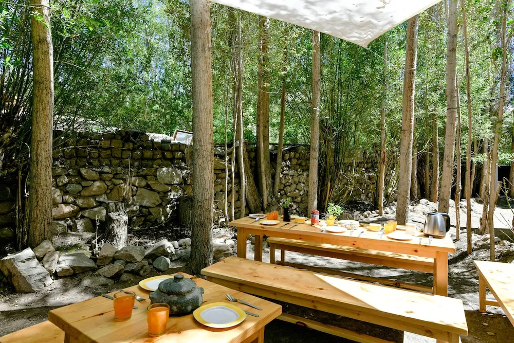 Raybo Hostel
