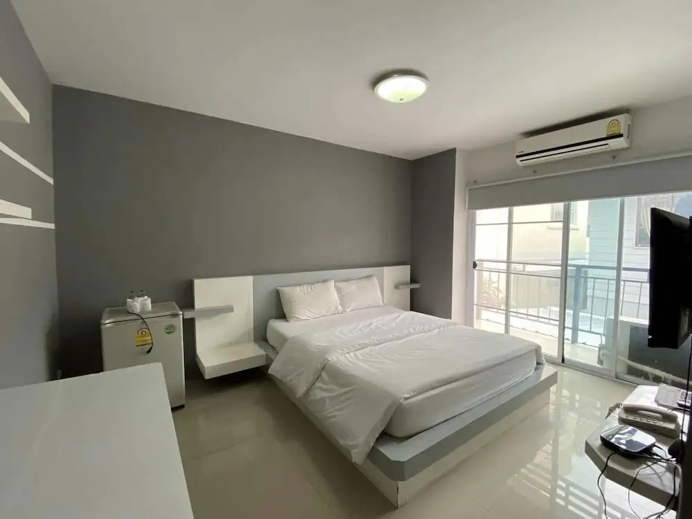 Warisa Apartment