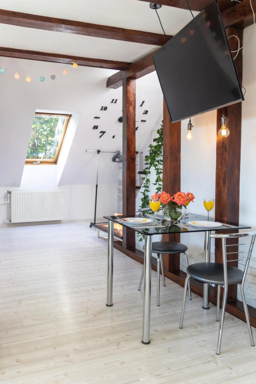 LovelyHome 39 (ЛавлиХоум 39) на улице Чайковского 58