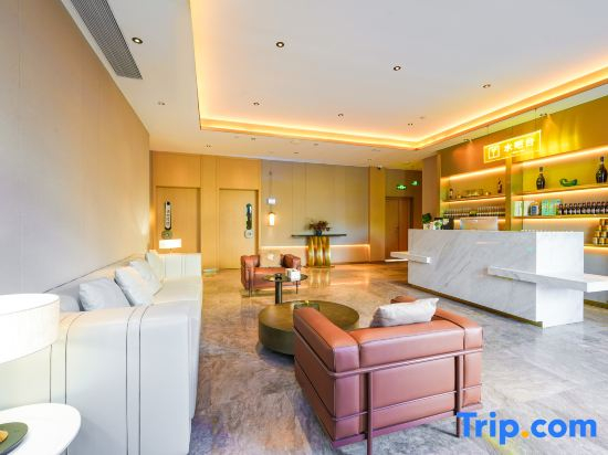 Longjiang Years Hot Spring Hotel
