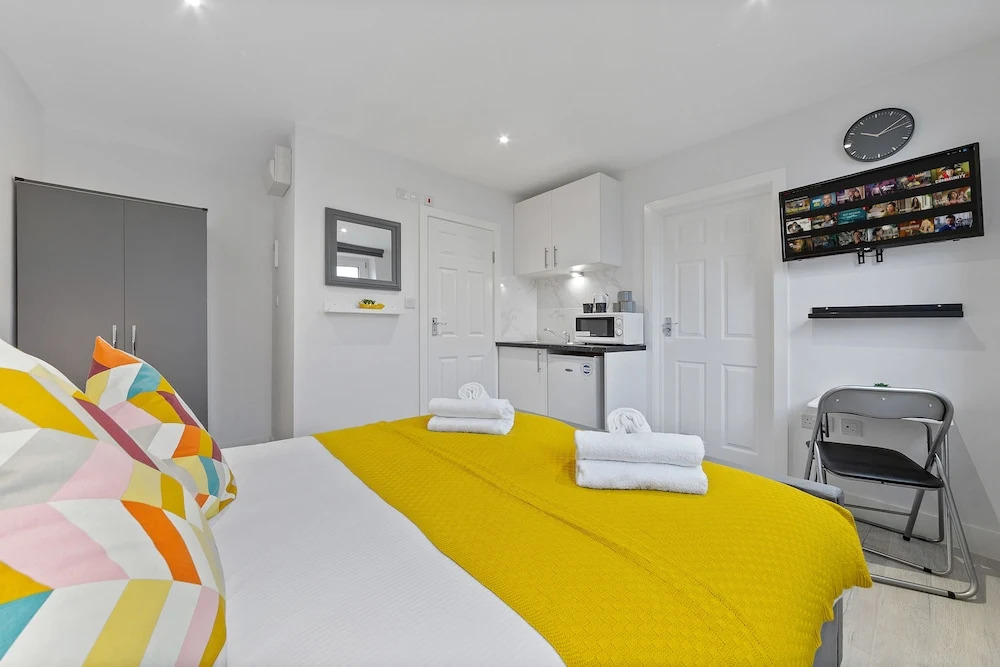 Beautiful Serviced Room Crystal Palace London Se20