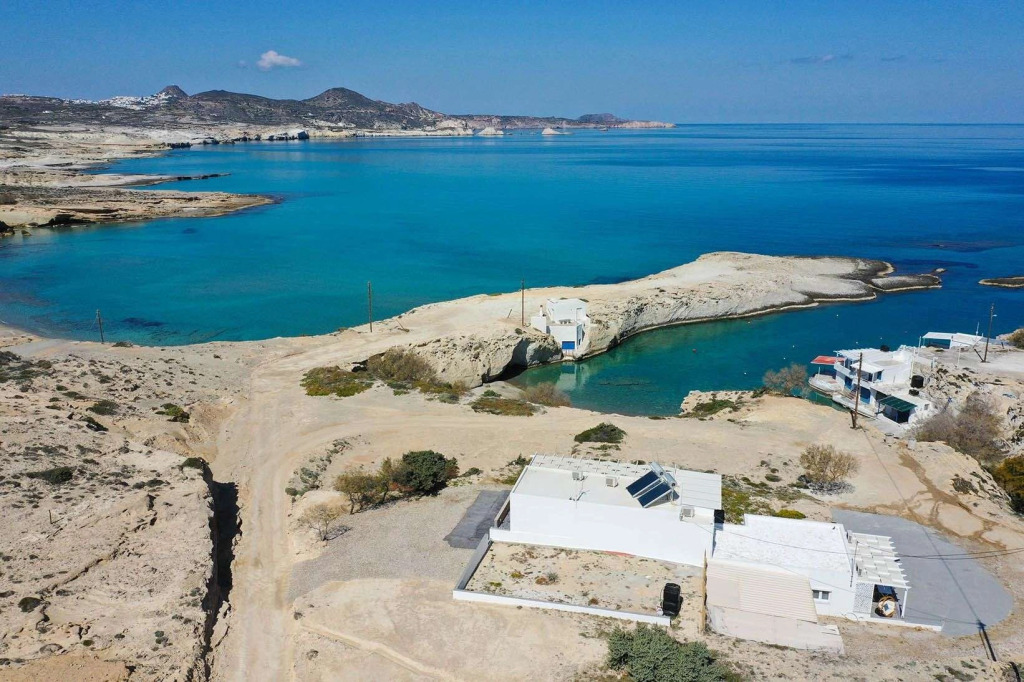 Mytakas Houses