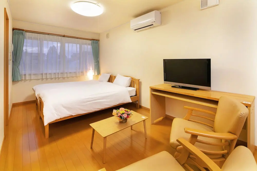 Lodging Hamanas II