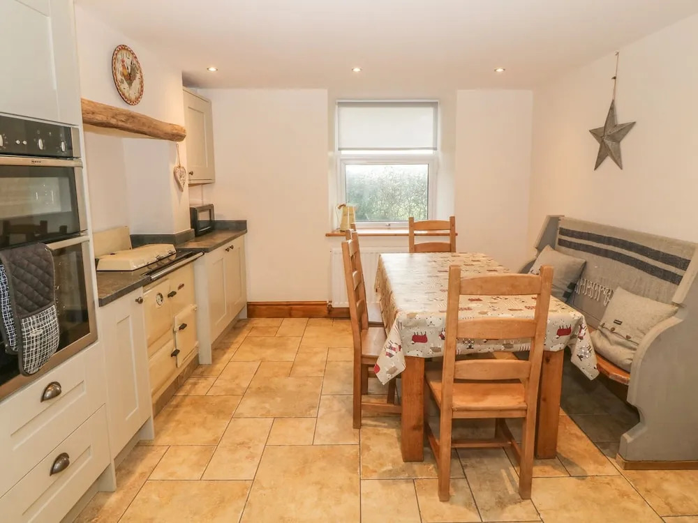 Cefn Werthyd Farmhouse